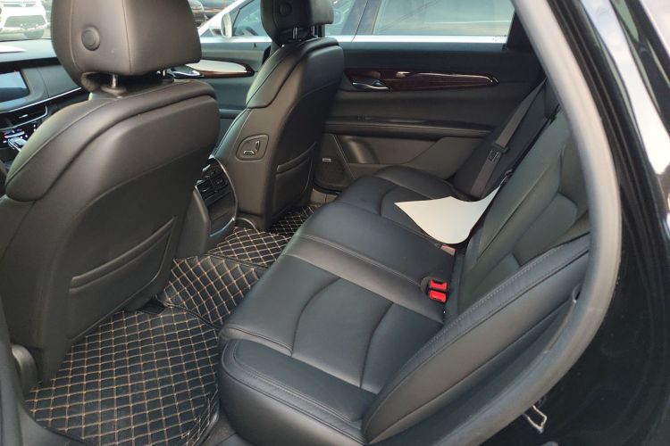 凯迪拉克CT6 2022款 28T 风尚型中控内饰21