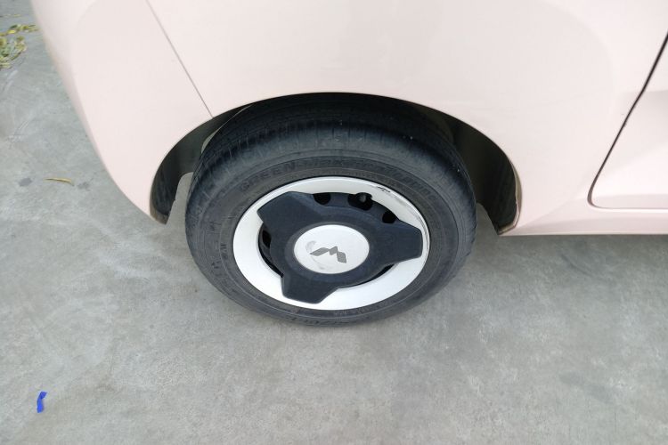 五菱汽车 宏光MINIEV 2022款 马卡龙臻享款 磷酸铁锂车身外观6008