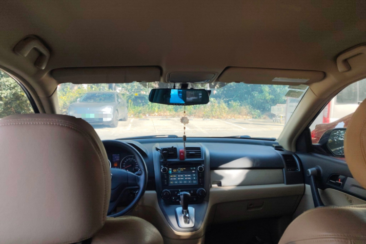 本田CR-V 2010款 2.0L 自动两驱都市版局部细节22