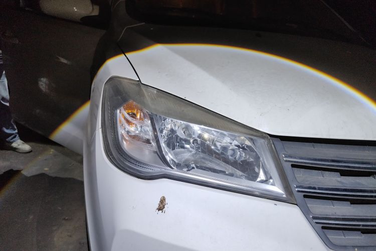 东风风光 风光330 2018款 1.5L 330S 舒适型国V DK15车身外观8