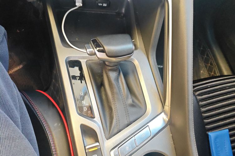 长安CS35PLUS 2023款 畅享版 1.4T DCT豪华型中控内饰18