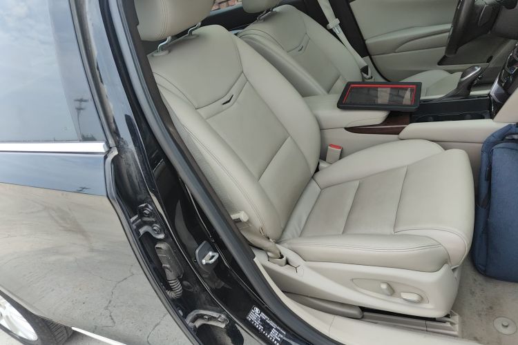 凯迪拉克XTS 2016款 28T 技术型局部细节41