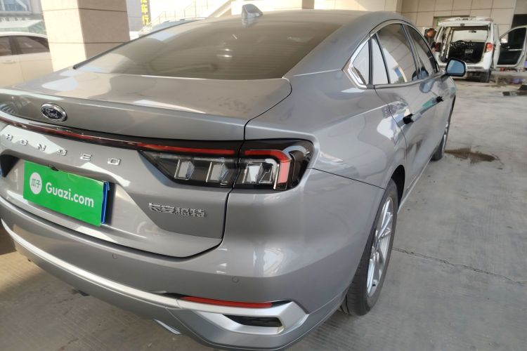 福特 蒙迪欧 2023款 EcoBoost 180 豪华型车身外观9