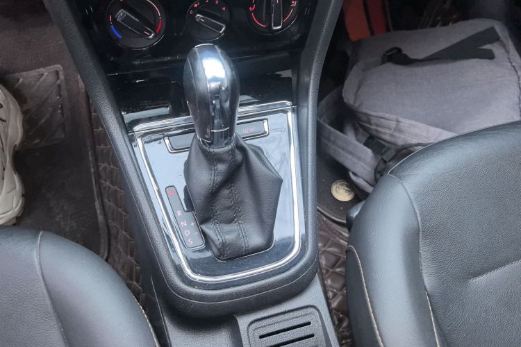 大众 宝来 2018款 1.5L 自动舒适型局部细节18