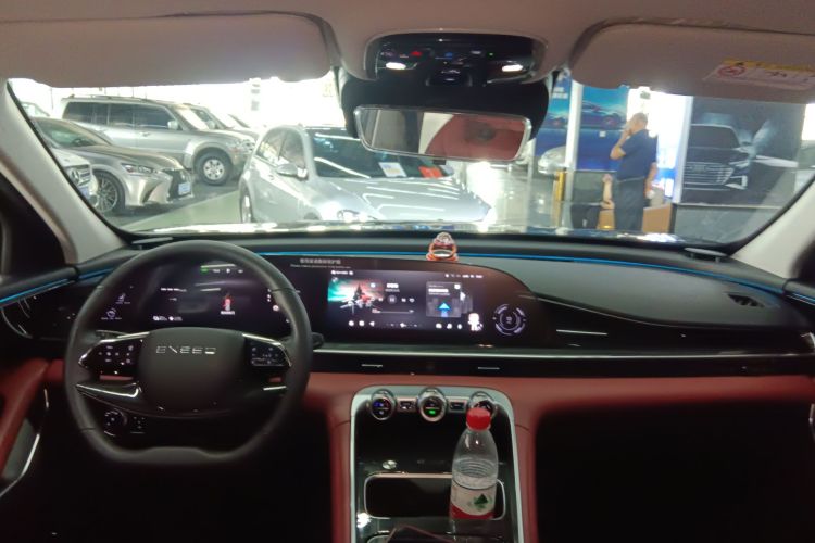 星途 瑶光C-DM 2025款 210超长续航Pro两驱中控内饰7002