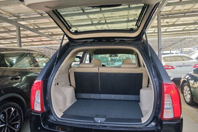 起亚 狮跑 2013款 2.0L 自动两驱版GL机舱底盘23