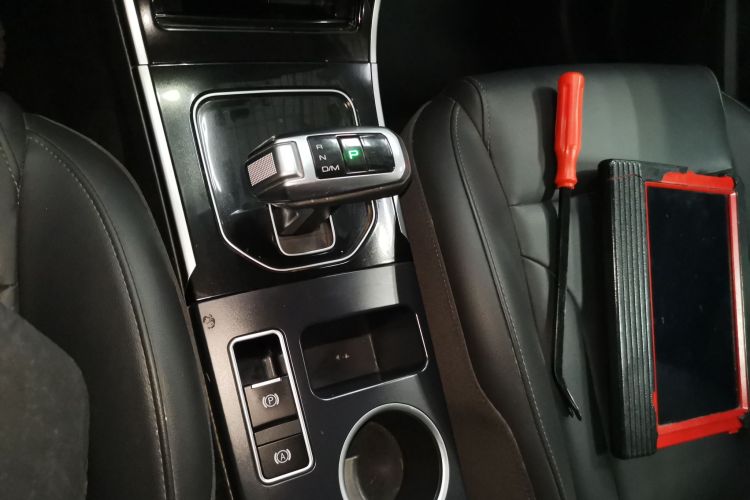 哈弗H2 2018款 创享版 红标 1.5T 双离合两驱智尚型中控内饰18