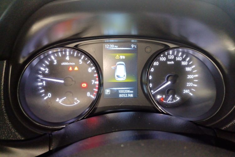 日产 逍客 2016款 2.0L CVT精英版局部细节14