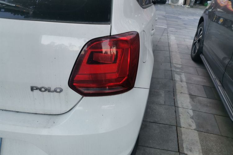 大众 Polo 2016款 1.4L 自动风尚型车身外观9