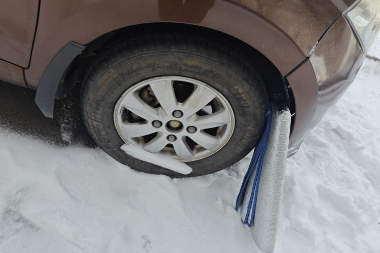 五菱汽车 五菱宏光 2014款 1.5L S标准型车身外观10