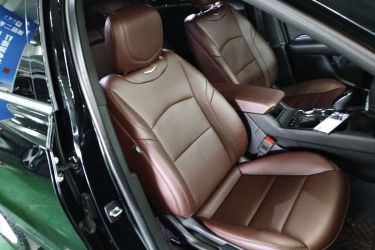 凯迪拉克XT4 2021款 28T 两驱技术型局部细节41