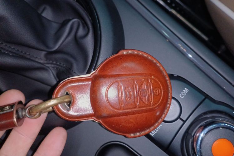 MINI Countryman 2018款 2.0T COOPER S ALL4 艺术家中控内饰7001