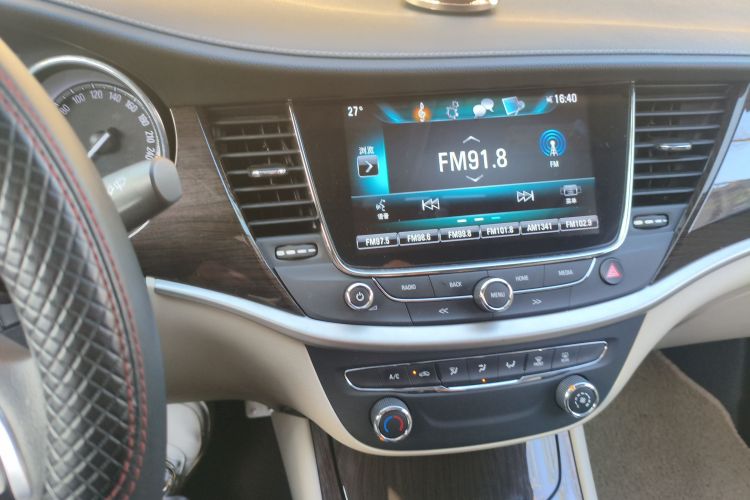 别克 威朗 2018款 三厢 15S 自动领先型中控内饰16