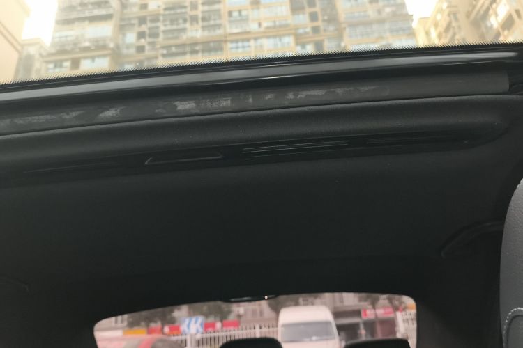 奔驰C级 2018款 C 200 运动版局部细节22