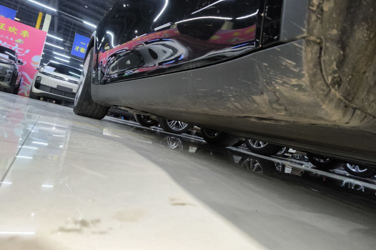 特斯拉 Model Y 2022款 长续航全轮驱动版局部细节9001