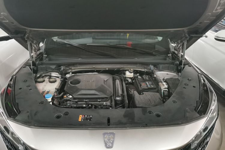 荣威RX5 2023款 1.5T 舒享版机舱底盘24