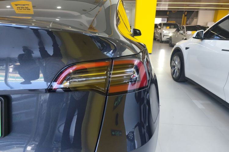 特斯拉 Model Y 2024款 后轮驱动版车身外观6006