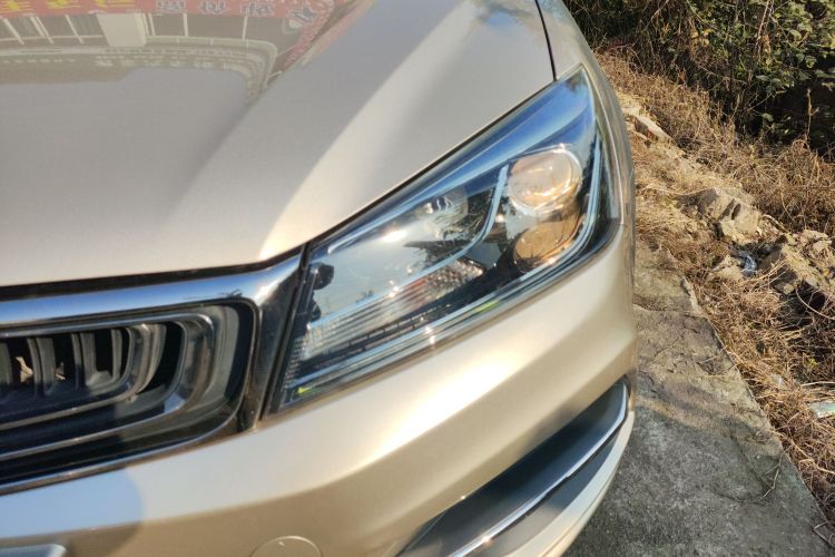 吉利汽车 帝豪 2018款 1.5L CVT向上互联版局部细节36