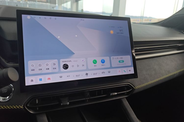 领克03 2023款 1.5TD DCT劲Plus中控内饰16