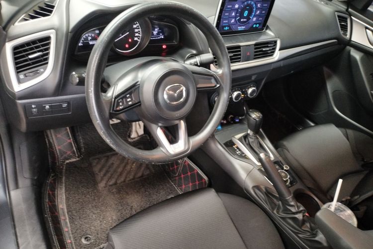 马自达3 昂克赛拉 2017款 三厢 1.5L 自动舒适型 国V中控内饰7002