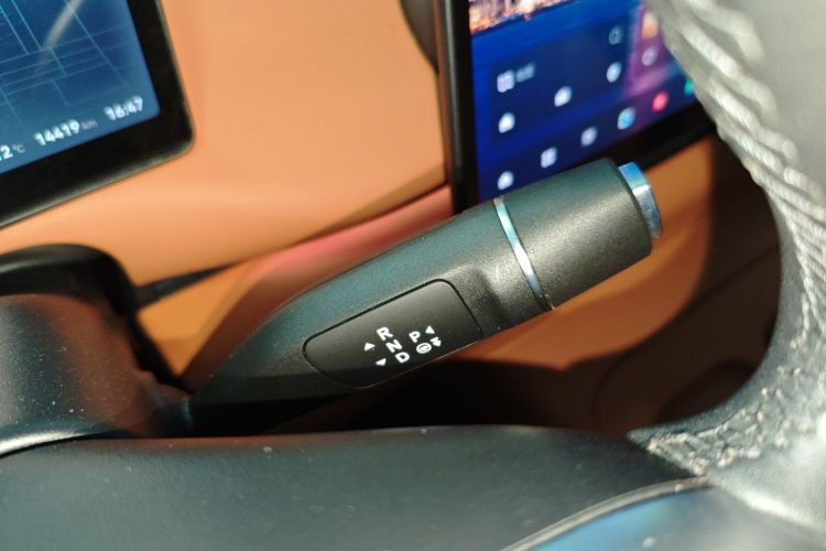 零跑汽车 零跑C10 2024款 210智享版中控内饰18