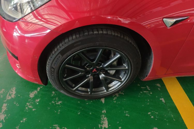 特斯拉 Model 3 2019款 标准续航后驱升级版车身外观6007