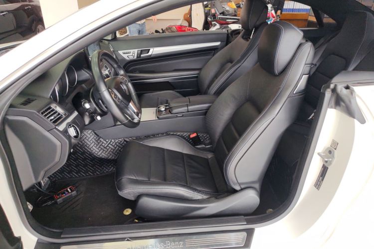 奔驰E级(进口) 2016款 E 200 轿跑车 灵动版局部细节19