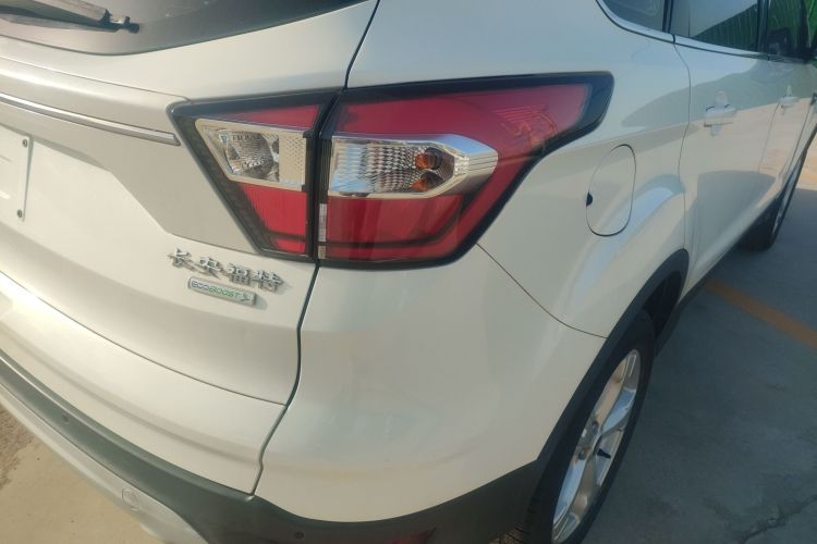 福特 翼虎 2018款 EcoBoost 180 两驱铂翼型车身外观9