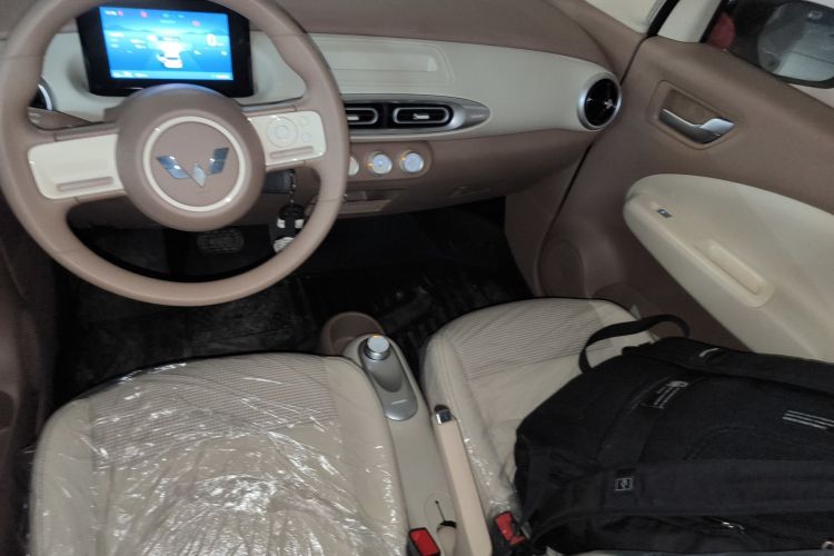 五菱汽车 宏光MINIEV 2025款 四门版 进阶款中控内饰18