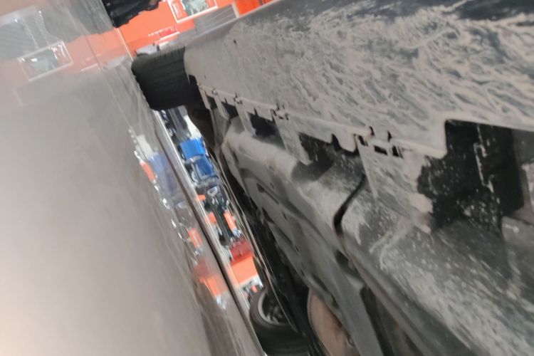 奔驰GLE 2015款 GLE 400 4MATIC局部细节9002