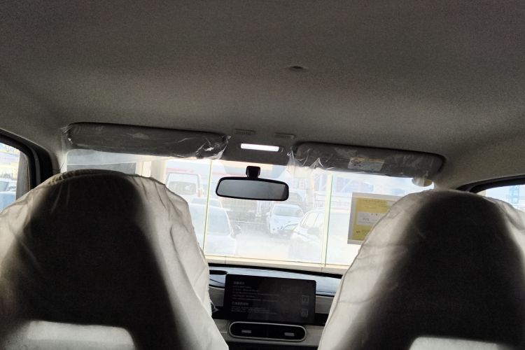 吉利银河 熊猫 2025款 210km 元气熊中控内饰22