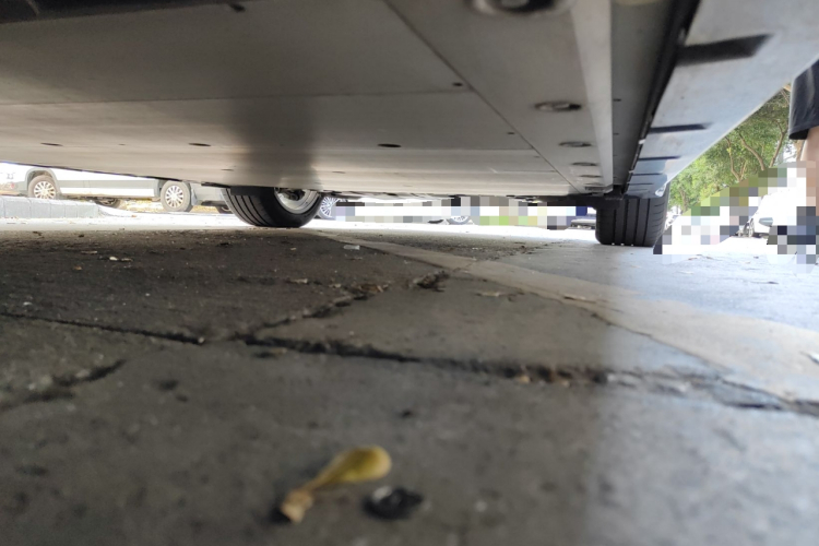 极氪001 2023款 WE版 100kWh局部细节9004