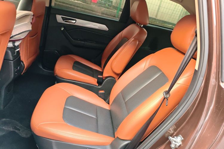 北汽威旺M50F 2017款 1.5L 舒适型中控内饰21