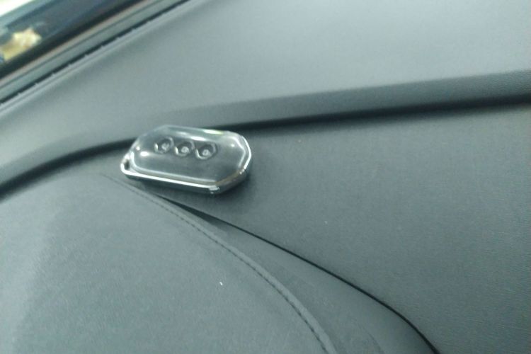 五菱汽车 五菱凯捷 2020款 1.5T CVT旗舰型头等舱中控内饰7001