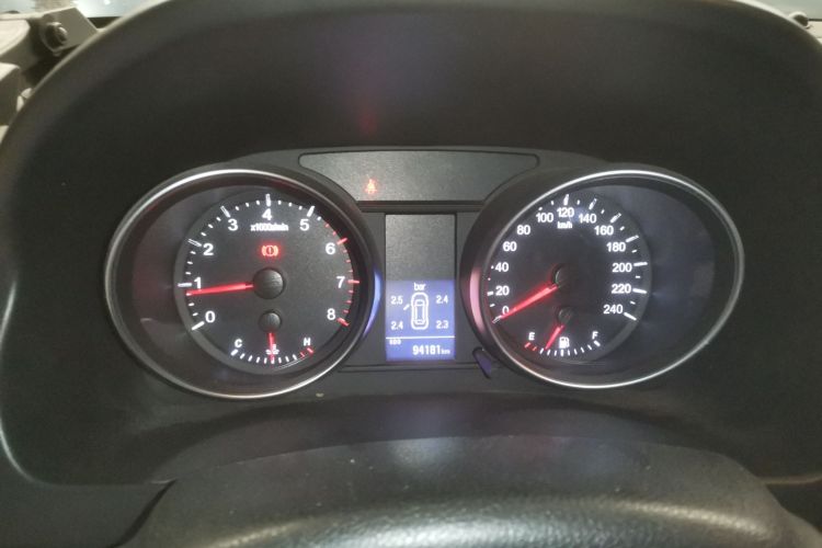 哈弗H6 2015款 升级版 1.5T 手动两驱精英型中控内饰14