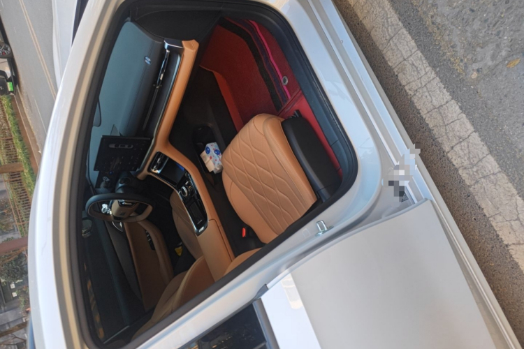 吉利银河 银河A7 2025款 EM-i 70km 豪享版局部细节9005