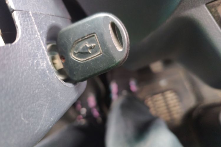 金杯 小海狮X30 2021款 1.5L 标准型无空调版客车国VI SWC15M中控内饰7001