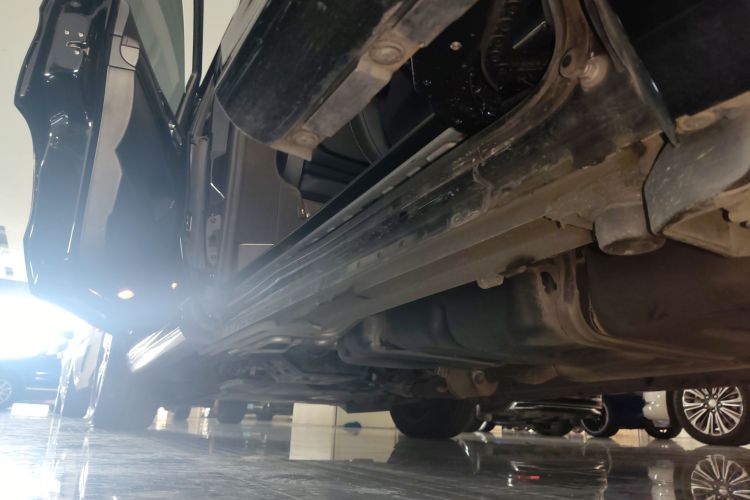 奔驰V级 2016款 V 260 领航版局部细节9002