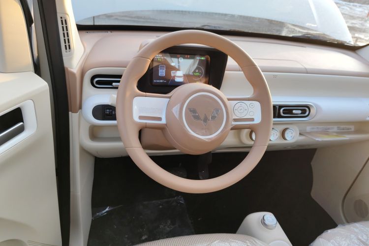 五菱汽车 宏光MINIEV 2024款 第三代 215km 青春版局部细节13