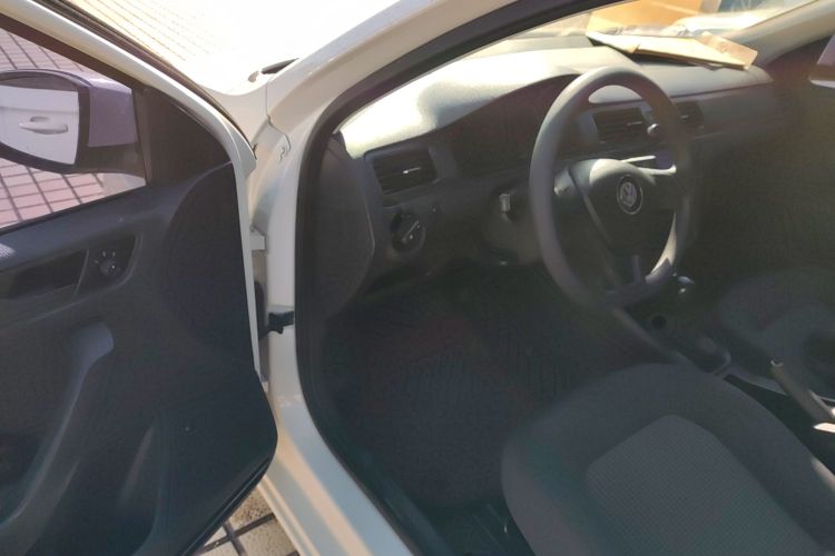 大众 桑塔纳 2018款 1.5L 自动风尚版中控内饰20