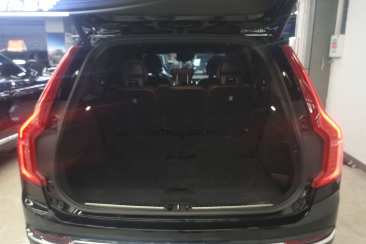 沃尔沃XC90 2021款 B6 智雅豪华版 7座机舱底盘23