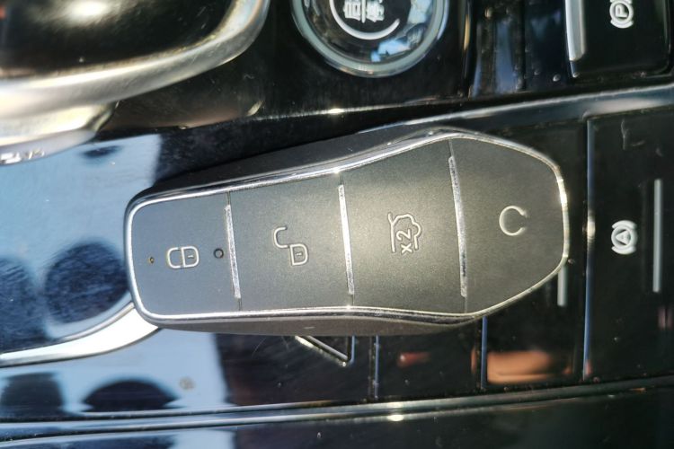 比亚迪 秦PLUS 2023款 冠军版 DM-i 55KM领先型中控内饰7001