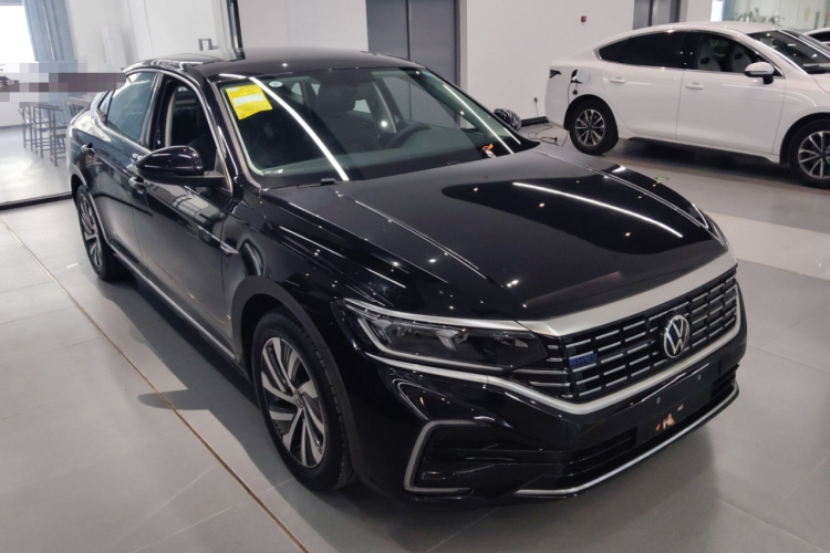 大众 帕萨特新能源 2022款 430PHEV 混动精英版车身外观3