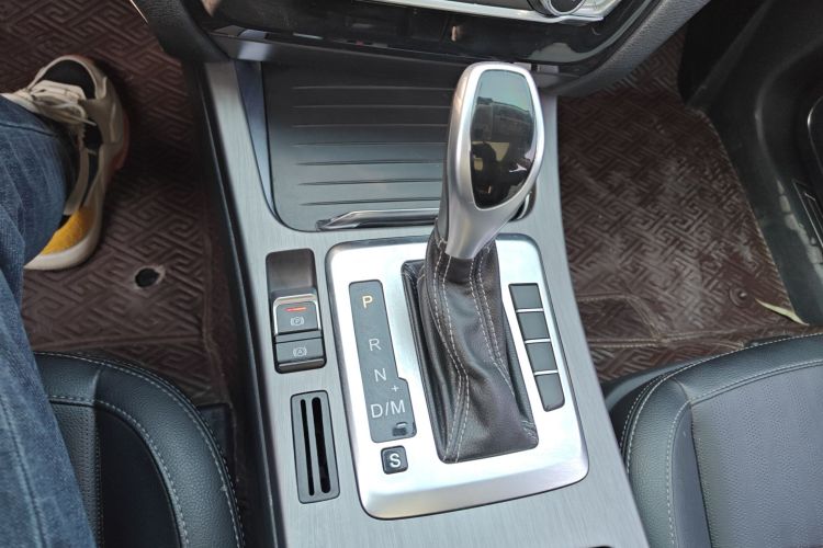 汉腾汽车 汉腾X7 2020款 X7S 1.5T 自动智领型中控内饰18