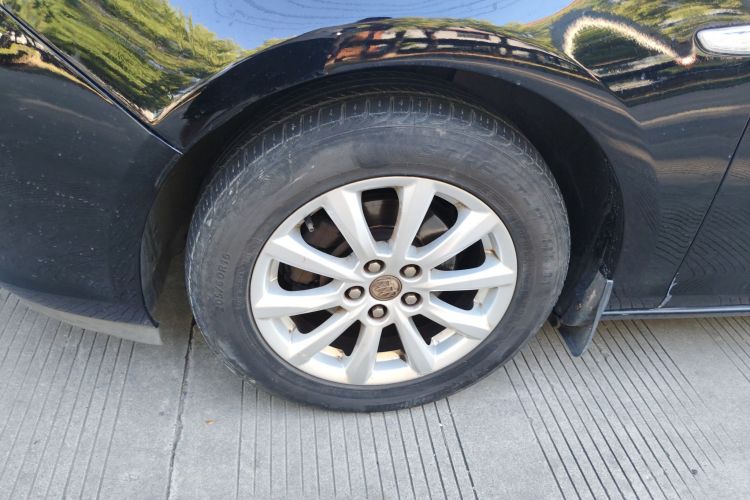 别克 英朗 2013款 GT 1.6L 自动时尚版车身外观35