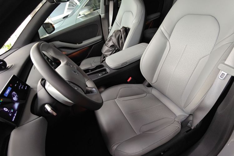 蔚来ET5 2024款 75kWh中控内饰19