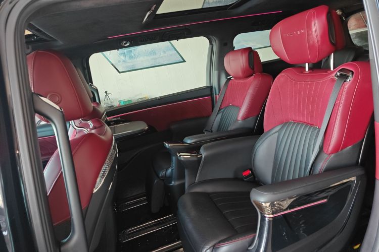 广汽传祺 传祺M8 2023款 宗师系列 双擎 旗舰版中控内饰21