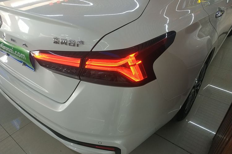 日产 天籁 2022款 2.0L XL-TLS 悦享版车身外观6006