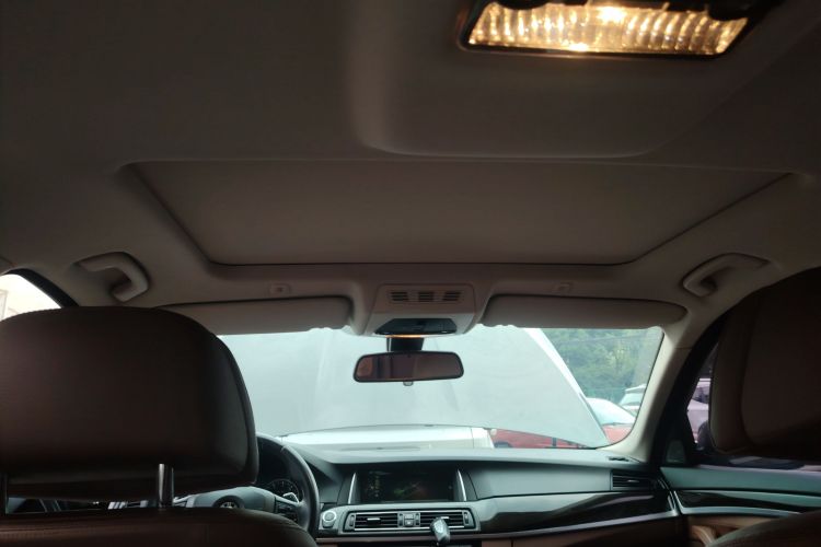 宝马5系 2015款 535Li 领先型局部细节22