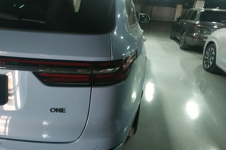 理想汽车 理想ONE 2021款 增程6座版车身外观6006